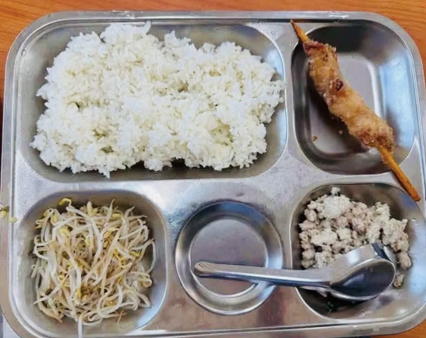 H&agrave; Nội y&ecirc;u cầu r&agrave; so&aacute;t to&agrave;n bộ phương &aacute;n tổ chức bữa ăn b&aacute;n tr&uacute; - Ảnh 1.