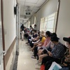 Nhiều biện pháp hỗ trợ người dân phòng, chống nắng nóng tại các bệnh viện
