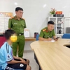 Công an lấy thông tin từ học sinh lớp 6 nghi bị bạo hành