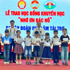 Hội Khuyến học thành phố Huế trao 100 suất học bổng nhân kỷ niệm Ngày sinh Chủ tịch Hồ Chí Minh