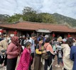 Quảng Ninh: Du khách chen chân lên Yên Tử cầu bình an