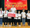 Thái Nguyên: Trao 115 triệu đồng học bổng tặng học sinh hoàn cảnh khó khăn