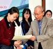 Quỹ Khuyến học Việt Nam trao 50 suất học bổng Nguyễn Trường Tộ tặng sinh viên vượt khó, hiếu học