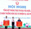 Hội Khuyến học tỉnh Sóc Trăng nhận cờ thi đua xuất sắc của Chính phủ