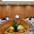 Xác định phòng, chống lãng phí có vị trí tương đương với phòng, chống tham nhũng, tiêu cực