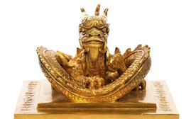 Hậu duệ hoàng tộc nhà Nguyễn gửi văn bản phản đối đấu giá ấn vàng Hoàng đế chi bảo