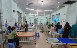 Tiền Giang: 14 học sinh nhập viện cấp cứu nghi bị ngộ độc thực phẩm