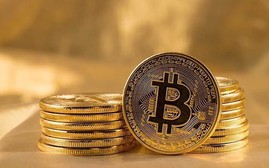 Bitcoin về mốc thấp nhất trong năm, giá vàng tăng nhẹ, chứng khoán hồi phục ngắn