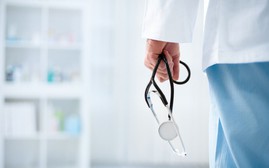 Bộ Y tế tiếp thu kiến nghị về điều kiện dự thi sau đại học đối với bác sĩ