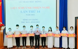 Tấm lòng vàng của gia đình Liệt sĩ Huỳnh Thiện Nghệ với học sinh, sinh viên nghèo vượt khó 