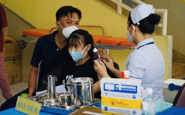 WHO: Không nên trì hoãn tiêm mũi 4 vaccine ngừa COVID-19