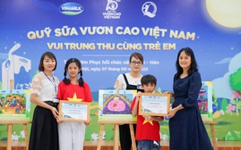 Thêm một mùa Trung thu ấm áp trong hành trình 15 năm của Quỹ sữa Vươn cao Việt Nam
