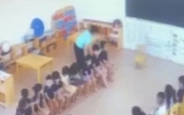 Thái Bình: Nhìn cảnh cô giáo dùng gai bưởi đâm học sinh, phụ huynh nấc nghẹn!
