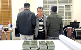 Lào Cai: Bắt 1 đối tượng vận chuyển trái phép 20 bánh heroin