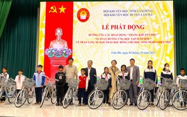 Lâm Đồng: Trao 20 xe đạp và 98 suất học bổng tặng học sinh hoàn cảnh đặc biệt khó khăn