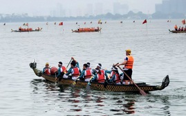 Giải bơi chải thuyền rồng Hà Nội 2023 - Nét văn hoá "đặc sản" Hồ Tây