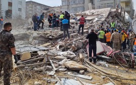 Thổ Nhĩ Kỳ tiếp tục hứng chịu động đất khiến hơn 100 người thương vong