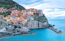 Cinque Terre: 5 ngôi làng độc đáo, nằm ngoạn mục trên vách đá thẳng đứng bên bờ biển nước Ý