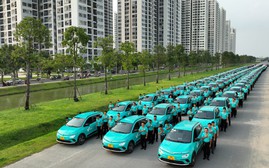 Taxi Xanh SM khai trương dịch vụ tại Thành phố Hồ Chí Minh và mở tuyến đưa đón sân bay tại Hà Nội