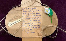 Người trao sự sống