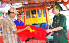 Thượng tá Phùng Đức Hưng - Chỉ huy trưởng Biên phòng Cà Mau: Đánh cá hợp pháp là yêu nước!