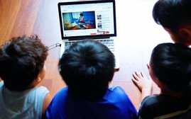 Loại bỏ YouTube trên smart tivi tại Việt Nam nếu còn vi phạm