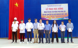 Nghệ An: Trao học bổng mang tên nhà cách mạng Phan Đăng Lưu tặng học sinh giỏi tiêu biểu
