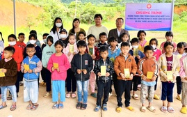 Lâm Đồng: Khánh thành công trình giếng khoan và trao quà tặng học sinh hoàn cảnh đặc biệt khó khăn