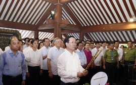 Chủ tịch nước Võ Văn Thưởng dâng hương tưởng niệm 54 năm Ngày mất của Chủ tịch Hồ Chí Minh