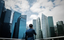 Có những niềm vui vượt thoát khỏi logic thông thường!