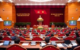 Bộ Chính trị, Ban Bí thư quản lý, trực tiếp quyết định một số nội dung trong công tác cán bộ