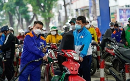 Giá xăng dầu đồng loạt giảm