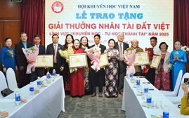 Tôn vinh chủ nhân Giải thưởng Nhân tài Đất Việt 2025 lĩnh vực "Khuyến học - Tự học thành tài"