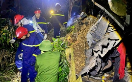 Xe tải chở gừng rơi xuống vực sâu tại Pha Long, Lào Cai, lái xe tử vong