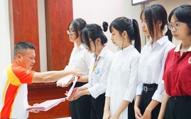 Quỹ bong da truc tiep bổng, khuyến bong da truc tiep của tỉnh Tiền Giang tiếp nhận 1 tỷ đồng