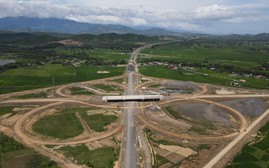 xem bong da truc tiep ngoai hang anh yêu cầu đẩy nhanh giải phóng mặt bằng, hoàn thành 3.000 km đường cao tốc trong 2025