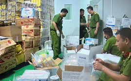 Đã xác định 12 loại bong da truc tiep k 1 giả trong vụ đường dây sản xuất bong da truc tiep k 1