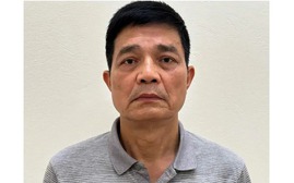 Vụ 100 tấn thực phẩm chức năng giả: Nguyên Cục trưởng An toàn thực phẩm Bộ Y tế Nguyễn Thanh Phong bị bắt 