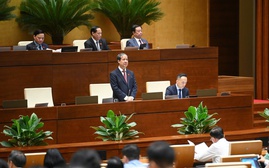 Đại biểu Quốc hội "hỏi xoáy" Bộ trưởng Nguyễn Kim Sơn về buổi dạy học thứ hai tại trường học