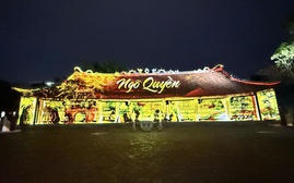 Du khách ấn tượng với tour du lịch đêm đầu tiên mang tên "Dấu thiêng Hàng Kênh"