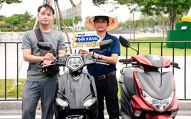 Người dân Thành phố Hồ Chí Minh chen chân “đổi xe xăng lấy xe điện” tại VinFast Xanh Fest Icon