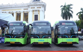 VinBus khai trương tuyến buýt điện miễn phí E11 phục vụ người dân tham quan các điểm du lịch nổi tiếng của Thủ đô
