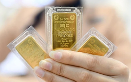 Giá vàng đột ngột lao dốc, xuống mức thấp kỷ lục 2 tuần qua