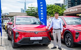 Khách mua 250 xe VinFast Limo Green: “Xe điện tối ưu lợi nhuận tốt hơn hẳn xe xăng”