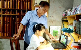Thầy giáo Lý Thông Dung và gia đình người Tày hiếu học ở thung lũng Lâm Thượng