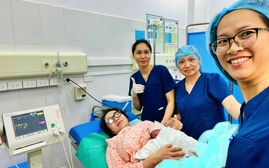 Khoảnh khắc đẹp Tết Bính Ngọ: Hơn 11.000 trẻ chào đời trong 5 ngày nghỉ Tết