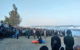 3 người một gia đình bị đuối nước khi tắm biển