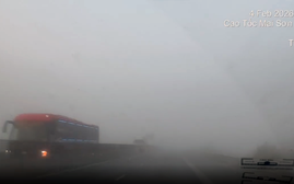 Lần đầu tiên, Cảnh sát giao thông cấm phương tiện lưu thông trên cao tốc