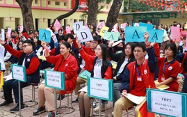 Có nên quy định giáo dục bắt buộc đến hết trung học phổ thông không?