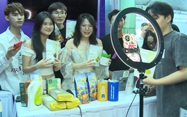 Để không phạm luật cần nhớ 7 nội dung khi livestream bán hàng từ 01/7